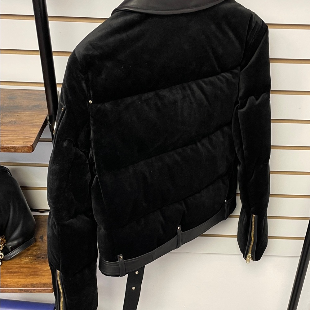 Moose Knuckles Black Puffer with Gold Accents - Picture 4 of 7